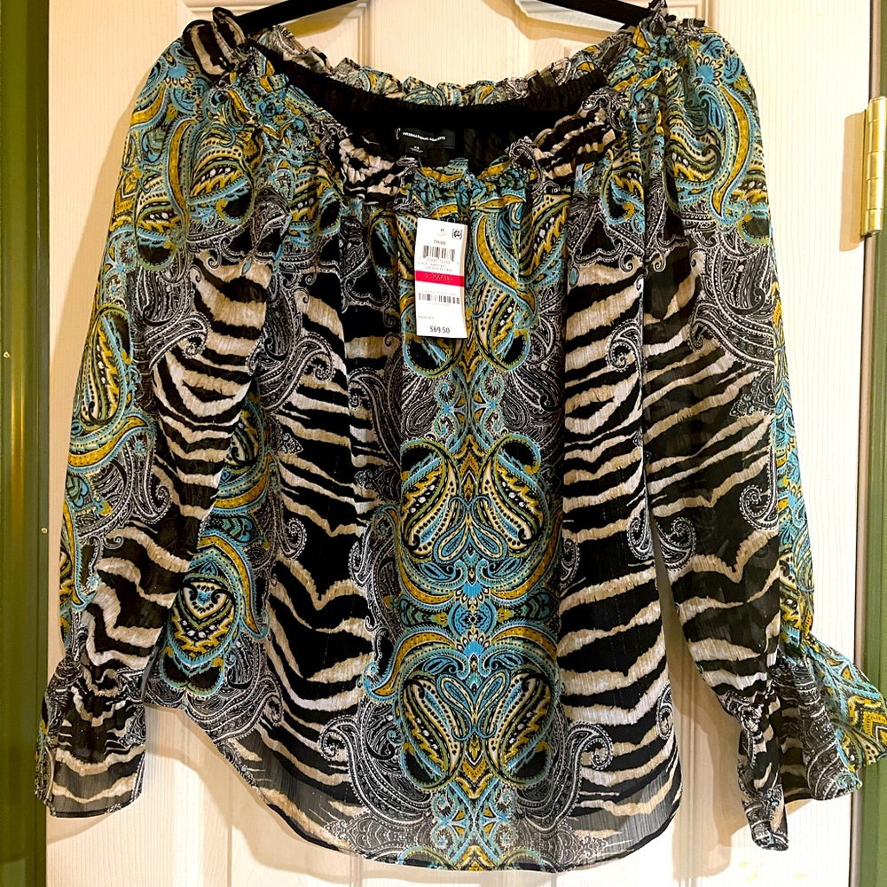 Brand new women’s blouse
